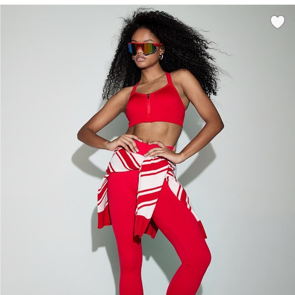 PINK VS Seamless Air Front-Close High-Support Sports Bra - Picture 3 of 9